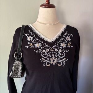Black embroidered neck top with quarter sleeves